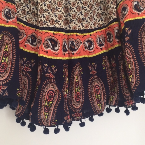 Skirt - lined, adjustable elastic waist. - Picture 2 of 5